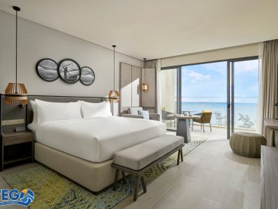 1 Bedroom Suite Grand Oceanfront View 1