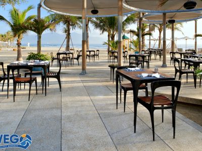 Azure Terace azure beach lounge at pullman danang beach resort -exterior